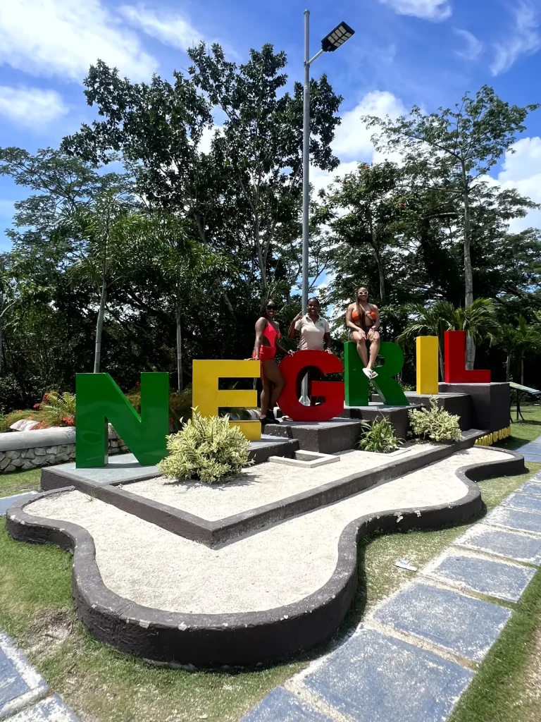 Negril Day Trip (Rick's Cafe/ Margaritaville Negril)